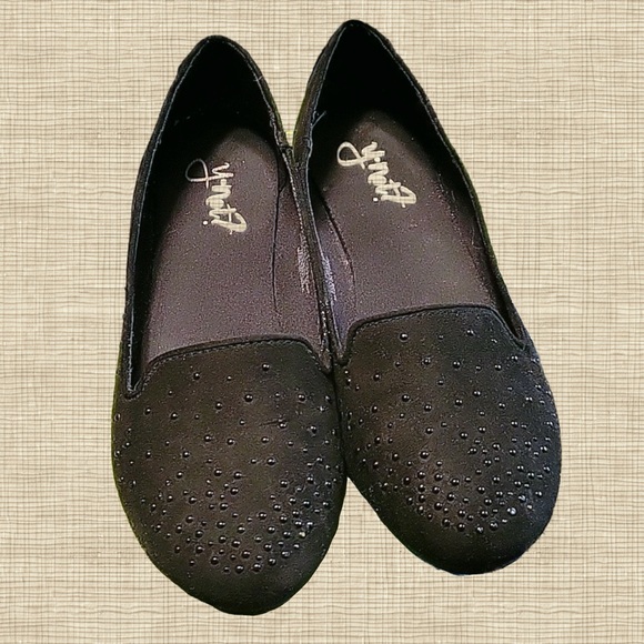 Y Not Hillary 2…Black Flats..8.5 M - Picture 9 of 10
